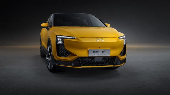 Aiways U6 WVTA Sertifikası Akıllı Elektrikli Araba 405km Crossover EV Arabaları