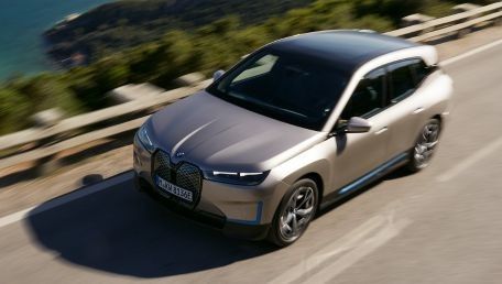 BMW IX Xdrive40 AWD Uzun Menzilli EV Arabaları 200km/s Yüksek Hızlı SUV EV Araçları