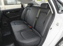 Dongfeng Forthing Ailesi SUV Arabası Yeni Enerji PHEV EV Arabası 150km/s