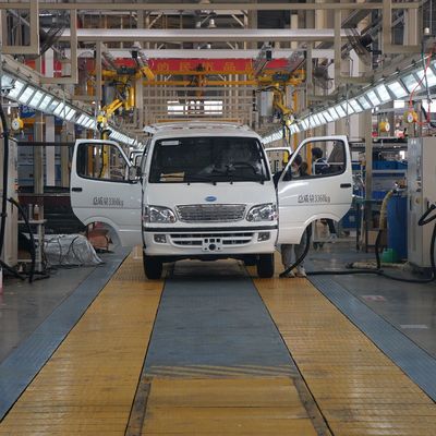 AEAUTO Mini Teslimat Vanları Saf Elektrikli Kargo Vanları 110km / H Maksimum Hız
