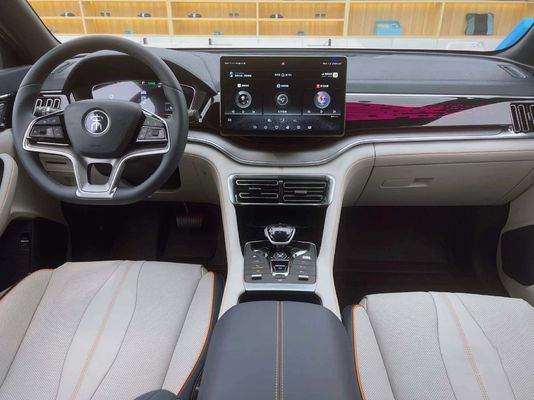 AWD Çevre Dostu Elektrikli Arabalar