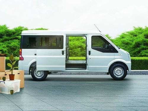 Dongfeng EC36 Saf Elektrikli Ticari Araçlar Ekspres Araba 38.7kWh