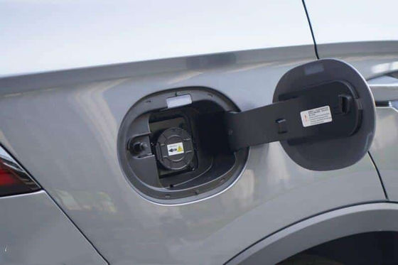 230km/h Hibrit SUV Araba