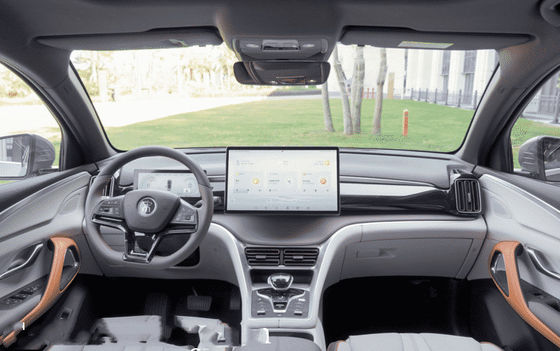 230km/h Hibrit SUV Araba