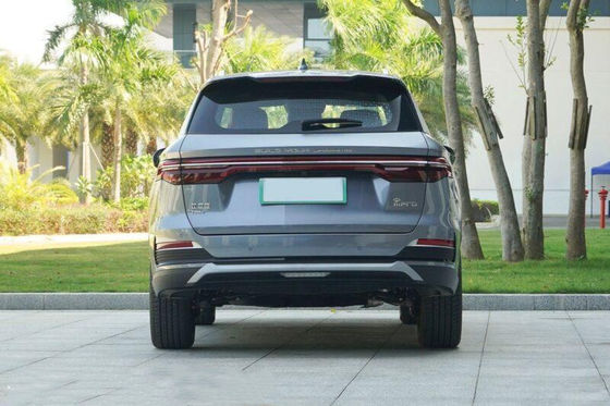 230km/h Hibrit SUV Araba