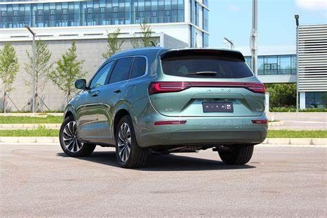 1.5T Büyük Elektrikli Arabalar Benzinli Elektrikli Hibrit 200km/S HUAWEI AITO M7 SUV