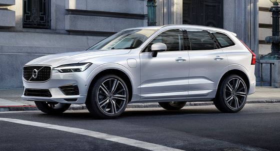 4 Tekerlekli Orta Elektrikli Arabalar 4WD 180Km/H Maks Güç 184KW Volvo XC60 B5