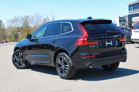 4 Tekerlekli Orta Elektrikli Arabalar 4WD 180Km/H Maks Güç 184KW Volvo XC60 B5