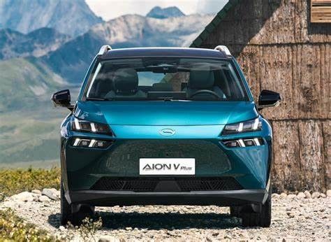 Sol El AION V Elektrikli Araba 500km Menzil 5 Kişilik SUV Araba Yetişkinler İçin Genç