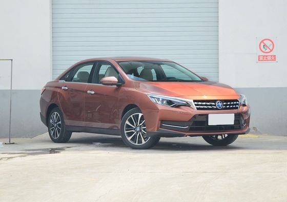 Dongfeng Nissan Venucia D60 EV 2500mm - 3000mm Dingil Mesafesi Soldan Direksiyonlu Araba