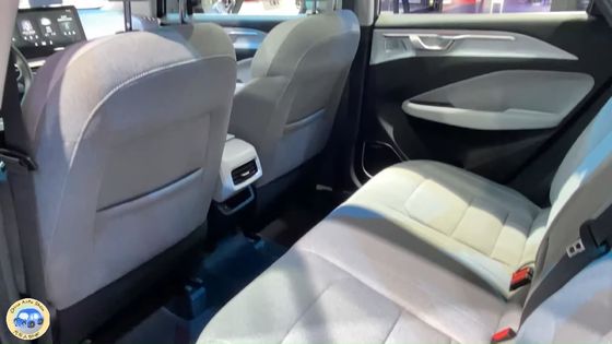 Geometri C Kompakt Elektrikli Arabalar EV 550km Menzil Önden Çekiş 150km/s