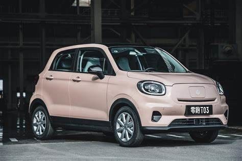 100km/s Küçük Elektrikli SUV Arabalar Leapmotor T03 CLTC 403km EV SUV Araçlar