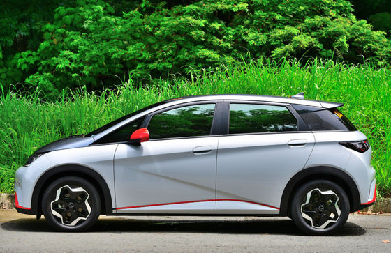 BYD Dolphin 2022 Saf Elektrikli Araba 5 Kapı 150km/H 2700mm Dingil Mesafesi