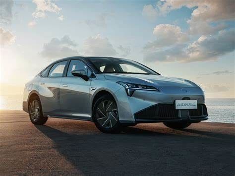 GAC Aion S Orta Elektrikli Arabalar Tek E Motorlu 135kW Lüks Sedan Araba