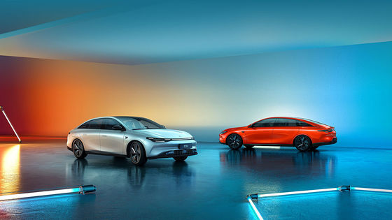 Leapmotor C01 Yüksek Performanslı Elektrikli Arabalar EV 180km/s 2930mm Dingil Mesafesi