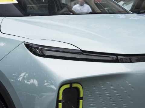 Küçük SUV Çevre Dostu Elektrikli Arabalar Geely Geometry E 320km 401km 5 Kapı 5 Kişilik