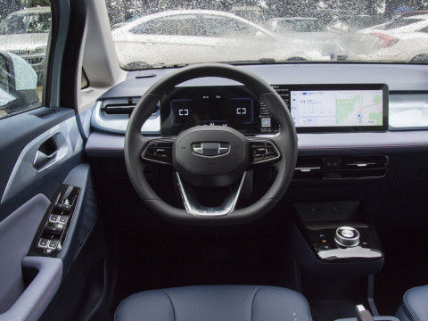 Küçük SUV Çevre Dostu Elektrikli Arabalar Geely Geometry E 320km 401km 5 Kapı 5 Kişilik