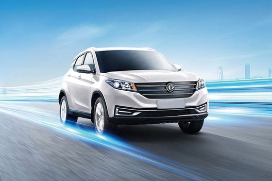 Dongfeng Glory E3 Elektrikli SUV Arabalar EV AMG Tahrik Ünitesi Elektrikli 5 Kişilik Araba
