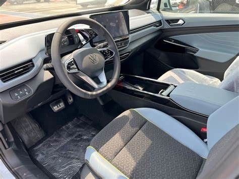 125KW EV Kompakt SUV VW ID4 X Pro Yeni Enerji Lüks Elektrikli Araçlar 160Km/H