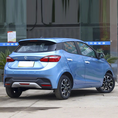 100km/s Hızlı Hızlı Elektrikli Araba JMC EV3 Yeni Enerji EV Araba Sedan 302km NEDC