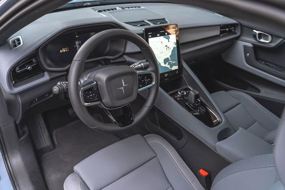 Polestar 2 Büyük Elektrikli Arabalar 485km Hızlı Şarjlı SUV 4 Kişilik Arabalar 160km/s