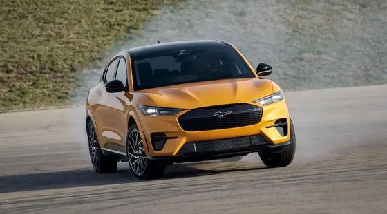 Ford Orta Elektrikli Arabalar Araçlar Uzun Pil Ömrü 200km / H Maksimum Hız