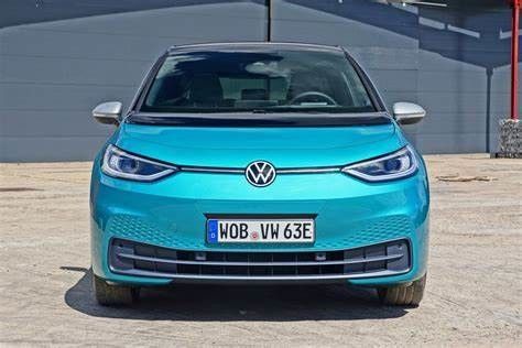 Yetişkinler İçin Sol Direksiyon Lityum Pil Elektrikli Araç 160km / s VW ID3