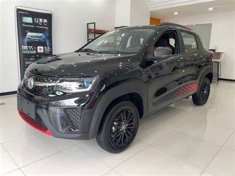 Sol El Dongfeng Elektrikli SUV FWD Yeni Enerji Otomobil Arabası 100km/s