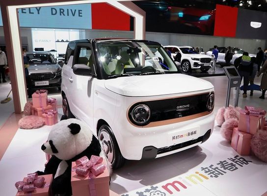 Geely Panda Mini EV Arabaları 4 Koltuk Hatchback Elektrikli Yeni Enerji 120km NEDC