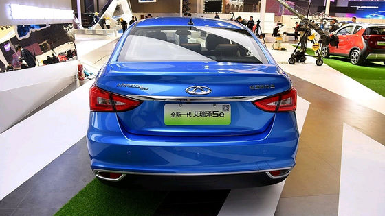 Chery Arrizo E Pure Elektrikli Arabalar Hızlı Şarj SUV Araba 5 Kişilik 4 Kapı 401km Menzil