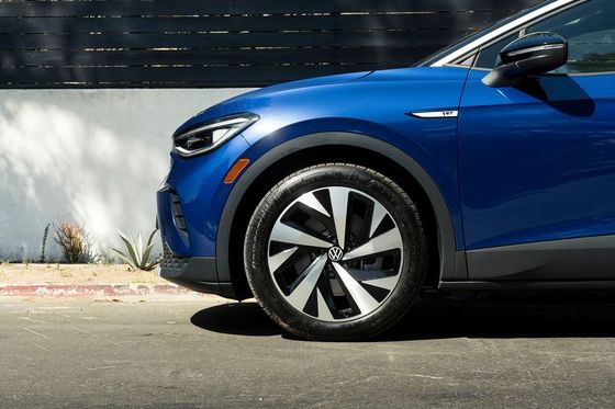 607km Uzun Menzilli Elektrikli Araçlar Kompakt SUV Volk Swagen Id 4X 160km/s