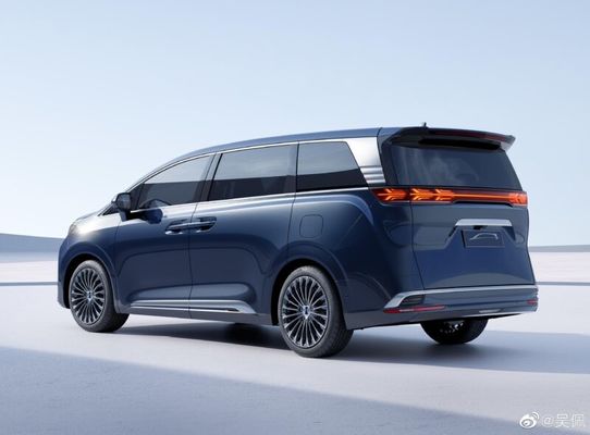 Denza D9 MPV EV Araba 571nm lityum Demir Pil 4WD Elektrikli SUV 180km/s