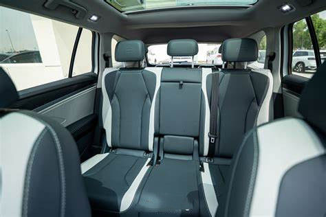 601km Uzun Menzilli Elektrikli Araçlar Volkswagen Id. 6 Crozz Pure+ 7 Kişilik Elektrikli SUV