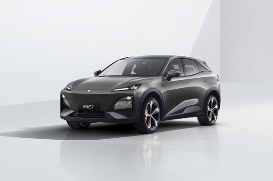 Deepal S7 2023 Sportifliğin bir karışımı Saf Elektrikli Arabalar Ve Verimlilik aralığı 520KM