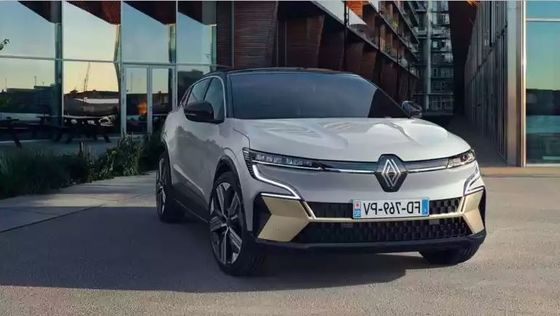 Uzun süreli test sürüşü Renault Megane E-Tech Bataryası kapasitesi 40/60kWh, yaklaşık 158/208 mil menzil