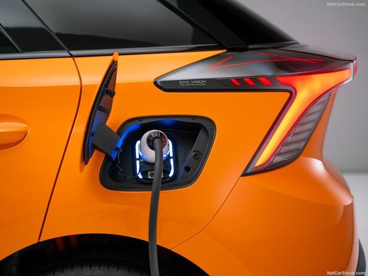 Yeni Enerji 2024 en sıcak tamamen elektrikli araç 250N.m Torque Max. 986l Ekstra Büyük Bagaj Alanı ile MG4 EV
