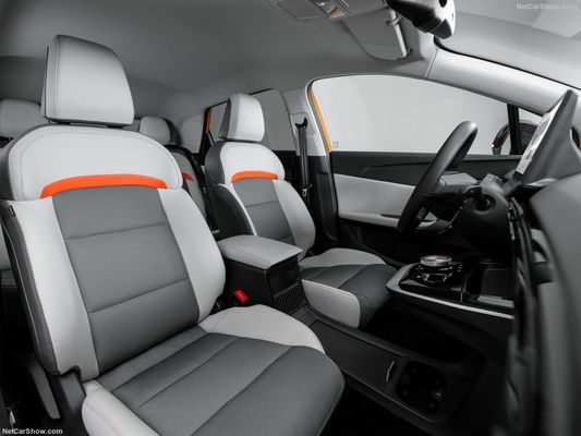 Yeni Enerji 2024 en sıcak tamamen elektrikli araç 250N.m Torque Max. 986l Ekstra Büyük Bagaj Alanı ile MG4 EV