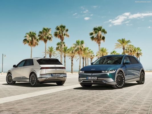 Hyundai Ioniq5'ten yeni elektrikli otomobil ailesi 430 km menzile sahip büyüleyici, gelecekteki tasarım