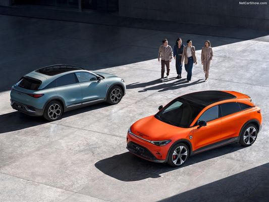 Yeni Enerji Aracı Akıllı 3 5 kapılı/5 koltuklu Kompakt SUV 0.5 saatlik hızlı şarj bataryası ile 580 km menzile sahip