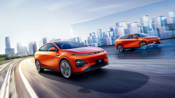 Xpeng G6 Elektrikli Araç Orta Boyutlu Crossover SUV EV Elektrikli Araba Uzun Menzilli 580km 0.32h ile
