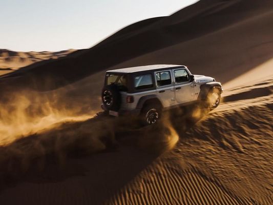 Tüm Araç Araç Jeep Wrangler Rubicon 4xe EV Elektrikli Arabalar