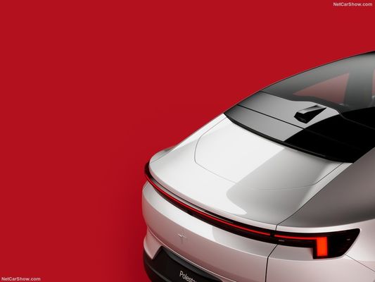 2024 Çin Polestar 4 Pure Electric Süper Lüks SUV Yeni Elektrikli Araçlar Araç 4 Kapı 5 Koltuk 668Km 682Km Ev Araba