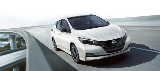 2024 Nissan Leaf S hatchback yeni enerji arabalarında yerel yolculuk için 180 millik menzile sahip benzinsiz.