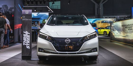 2024 Nissan Leaf S hatchback yeni enerji arabalarında yerel yolculuk için 180 millik menzile sahip benzinsiz.