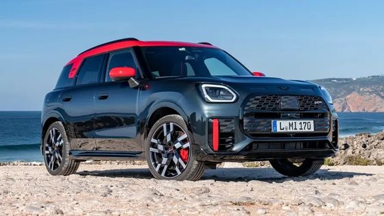 2024 saf elektrikli araba Mini Cooper Countryman E aile SUV kutu şeklinde 462km menzil 150km motor gücü ile