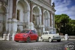 2024 FIAT 500e FWD Mini elektrikli arabalar.