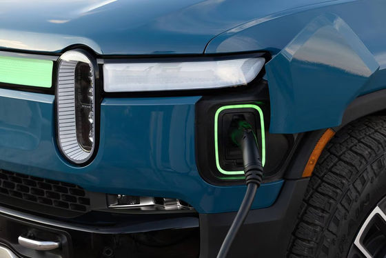2023 RIVIAN R1S 800P.S Dört motorlu 660km menzile sahip 7 kişilik elektrikli SUV