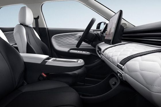 En yeni saf EV arabaları Dongfeng Nammi 01 hatchback EV ve etkileyici menzilli ve sağlam durumlu batarya