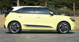 En yeni saf EV arabaları Dongfeng Nammi 01 hatchback EV ve etkileyici menzilli ve sağlam durumlu batarya