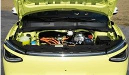 En yeni saf EV arabaları Dongfeng Nammi 01 hatchback EV ve etkileyici menzilli ve sağlam durumlu batarya